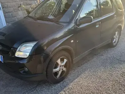 Usado Suzuki Ignis 2008 Negro Utilitario