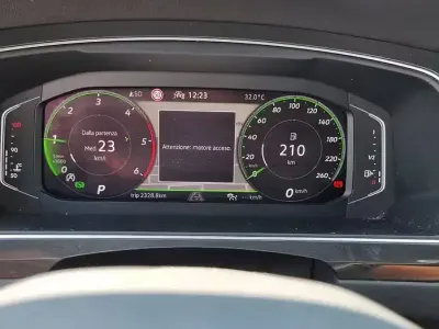 Usata VW Tiguan R-line 150 CV (110 kW) 2023 SUV