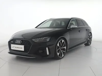 Usata Audi RS4 Comfort 450 CV (330 kW) 2022 Nero Station wagon