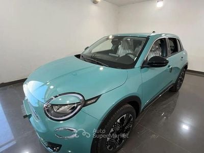 Nuova Fiat 600 La Prima 101 CV (74 kW) 2026 Blu SUV