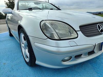 Usata Mercedes SLK320 218 CV (160 kW) 2003 Argento Cabrio