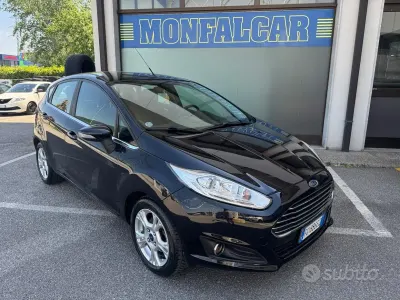 Usata Ford Fiesta Titanium 75 CV (55 kW) 2017 Nero Utilitaria