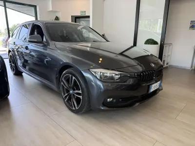 Usata BMW 318 150 CV (110 kW) 2017 Grigio Station wagon