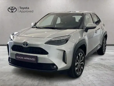 Usata Toyota Yaris Cross Trend 116 CV (85 kW) 2022 Grigio SUV