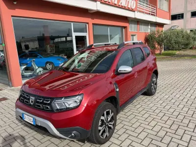 Usata Dacia Duster Prestige 114 CV (83 kW) 2022 Rosso SUV