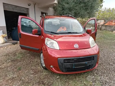 Usata Fiat Qubo Trekking 75 CV (55 kW) 2009 Rosso Monovolume
