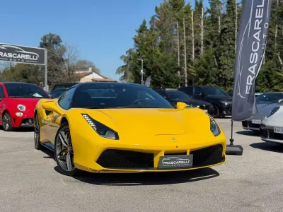 Usata Ferrari 488 670 CV (492 kW) 2017 Giallo modena Cabrio