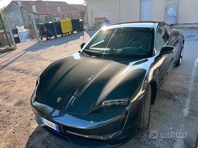Usata Porsche Taycan 4S 439 kW (598 CV) 2022 Grigio Berlina
