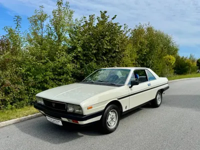 Usata Lancia 2000 120 CV (88 kW) 1978 Bianco Coupé