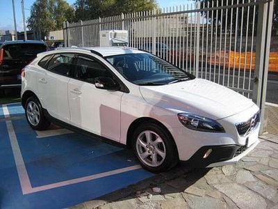 Usata Volvo V40 CC 120 CV (88 kW) 2018 Bianco ghiacciaio (614) Station wagon