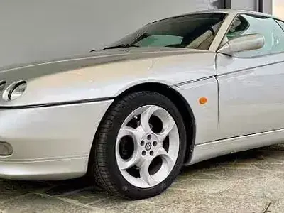 Usata Alfa Romeo GTV 155 CV (114 kW) 1999 Grigio Coupé