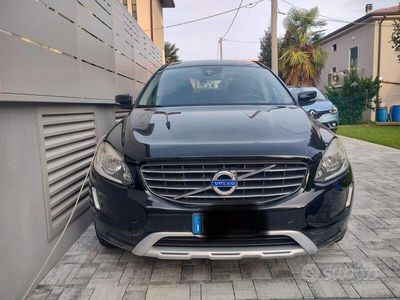 usata Volvo XC60 geartronic momentum D3 nera anno 2015