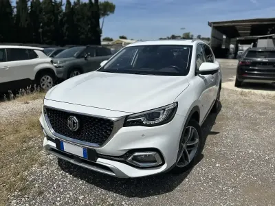 Usata MG HS Luxury 161 CV (118 kW) 2023 Bianco SUV