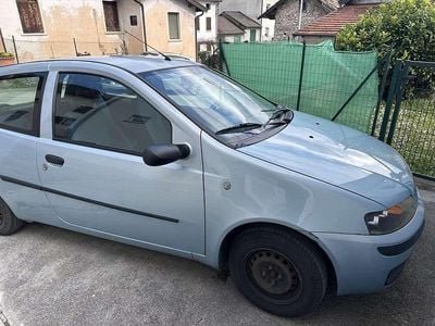 Usata Fiat Punto 80 CV (58 kW) 2003 Utilitaria