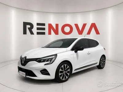 Usata Renault Clio V Techno 101 CV (74 kW) 2023 Bianco Berlina