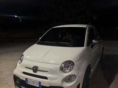 Usata Abarth 595 Turismo 165 CV (121 kW) 2022 Bianco Utilitaria