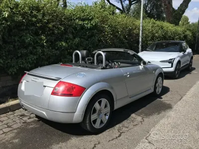 Usata Audi TT 179 CV (131 kW) 2003 Grigio Coupé