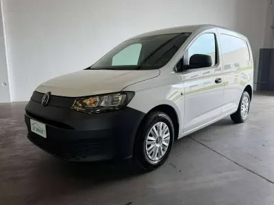 Usata VW Caddy 102 CV (75 kW) 2023 Bianco pastello Monovolume