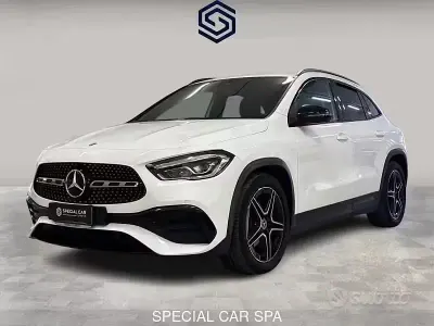 Usata Mercedes GLA200 Premium 150 CV (110 kW) 2021 Bianco SUV
