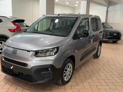 Nuova Fiat Doblò S 102 CV (75 kW) 2026 Grigio maestro Monovolume