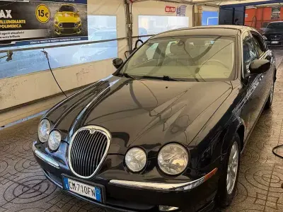Usata Jaguar S-Type S 238 CV (175 kW) 2004 Nero Berlina