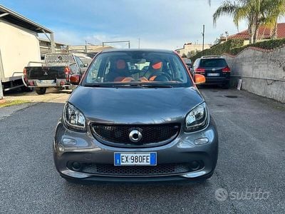 Usata Smart ForFour Edition #1 71 CV (52 kW) 2014 Grigio Utilitaria