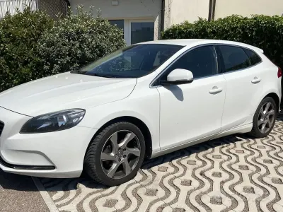 Usata Volvo V40 2012 Utilitaria