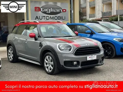 Usata Mini Cooper D Countryman Business 150 CV (110 kW) 2017 Argento SUV