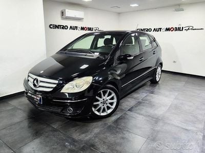 Usata Mercedes B200 140 CV (102 kW) 2008 Nero Monovolume