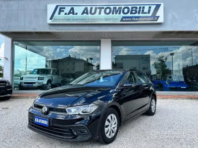 Usata VW Polo Life 90 CV (66 kW) 2022 Nero Utilitaria