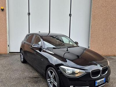 Usata BMW 118 Sport Line 170 CV (125 kW) 2012 Nero Utilitaria