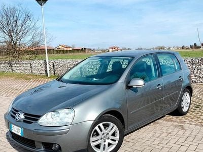 Usata VW Golf VI United 102 CV (75 kW) 2008 Grigio Utilitaria