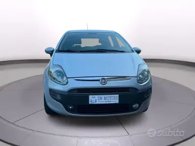 Usata Fiat Punto Evo 69 CV (50 kW) 2010 Grigio Utilitaria