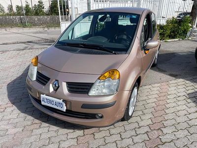 Usata Renault Modus Luxe 82 CV (60 kW) 2005 Marrone Monovolume