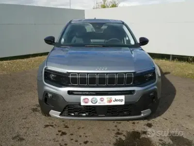 Nuova Jeep Avenger Summit 101 CV (74 kW) 2025 Grigio SUV