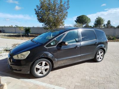 usata Ford S-MAX 2.0 TDI disponibile metà novembre