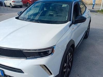 Usata Opel Mokka Elegance 131 CV (96 kW) 2021 Bianco SUV