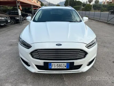 Usata Ford Mondeo Titanium 150 CV (110 kW) 2018 Bianco Station wagon