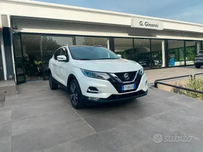 Usata Nissan Qashqai N-Connecta 116 CV (85 kW) 2019 Bianco SUV