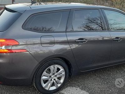 Usata Peugeot 308 120 CV (88 kW) 2019 Grigio Berlina