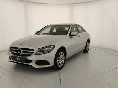 Käytetty Mercedes C180 Executive 116 HP (85 kW) 2017 Harmaa Sedan