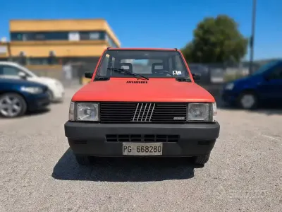 Usata Fiat 750 Young 34 CV (25 kW) 1990 Rosso Berlina