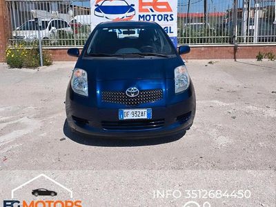 Second-hand Toyota Yaris 69 CP (50 kW) 2007 Albastru Hatchback