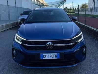Usata VW Taigo R-line 110 CV (80 kW) 2024 Reef blue metallizzato SUV