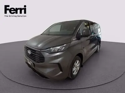 Usata Ford Transit Custom Titanium 136 CV (100 kW) 2025 Magnetic grey Station wagon