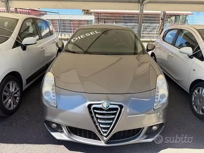 Usata Alfa Romeo Giulietta 105 CV (77 kW) 2013 Grigio Utilitaria