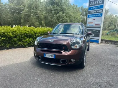Usata Mini Countryman 143 CV (105 kW) 2014 Marrone SUV