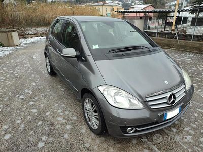 Usata Mercedes A180 2009 Grigio Monovolume