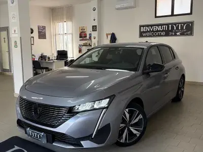 Usata Peugeot 308 GT 131 CV (96 kW) 2023 Grigio Berlina
