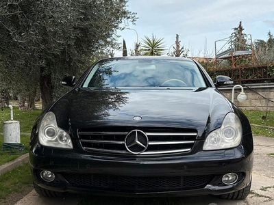 Usata Mercedes CLS320 2006 Nero Coupé